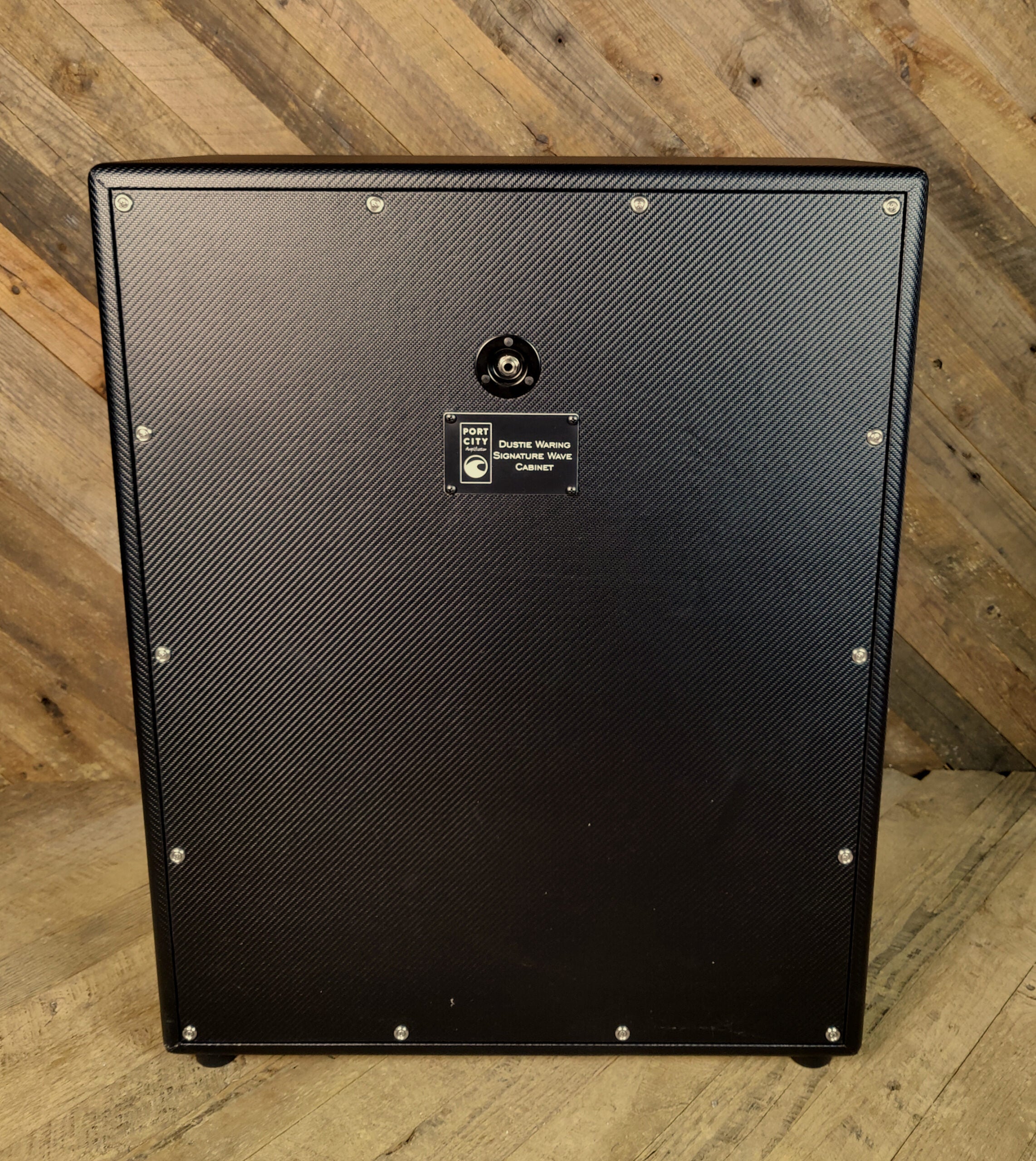 2X12 OS-DUSTIE WARING VERTICAL WAVE CABINET